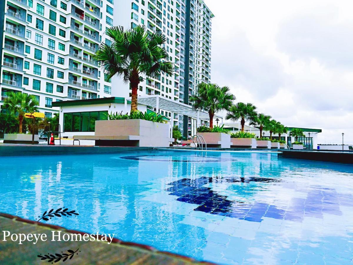 Luxury Premium @ Kempas Apartment *